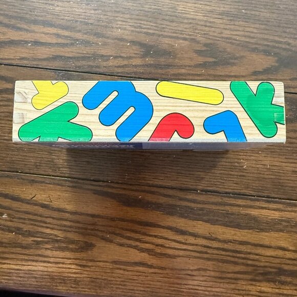 Melissa & Doug 20 Wooden Farm Magnets in box - Picture 5 of 6